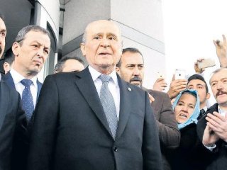 Bahçeli'den Dedikodu Tedbiri