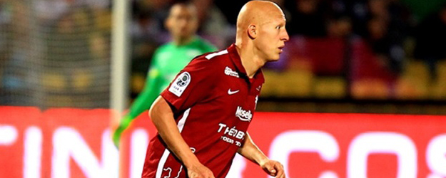 Sezer Özmen'e Fransa'da Irkçılık
