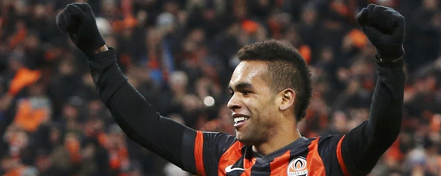 Devler Onun İçin Yarışıyor!