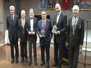 Ahmet Hakan'a Rotaryen Ödülü