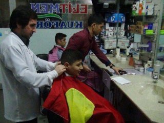 Başarılı Öğrencilere Traş Bedava