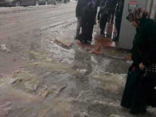 Eriyen Kar Suları Sorgun’u Göle Çevirdi