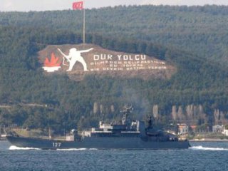 Rus savaş gemileri Akdeniz'e iniyor