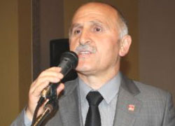 'Atatürk'e çelenk sunarken AK Parti'den izin almayacağız'