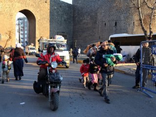 Diyarbakır Sur'da Terörden Kaçış