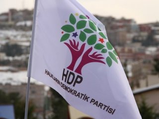 HDP'li Eş Başkanlar Yunanistan'a Kaçtı