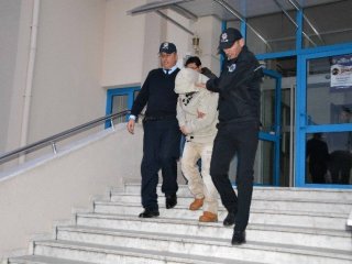 150 Kişiyi Dolandırdı