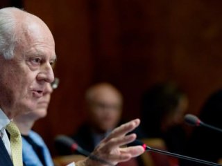 Muhalifleri Tehdit Etti!