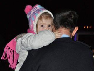 Yetim Kalan Fatma'ya Polis Şefkati!