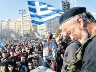 Yunanistan'da Gazeteciler Yine Grevde