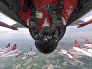 Türk Yıldızları'ndan 7 Uçakla Özçekim!