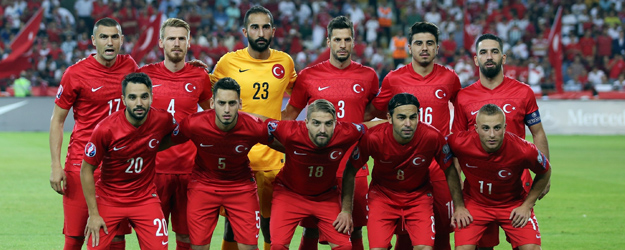 A Milli Takım'da 4 futbolcu aday kadrodan çıkarıldı