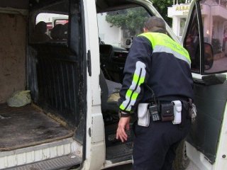 Hem Sarhoş Hem Kaçak Taşıyor