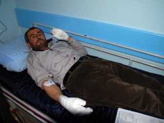 Babasını Kurtarmak İçin Ellerini Feda Etti