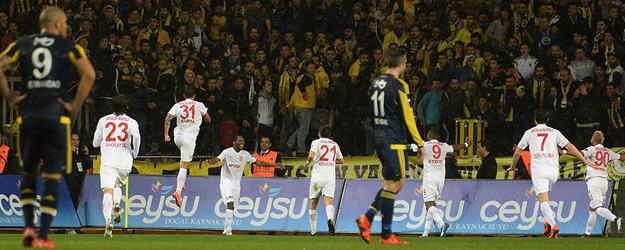 Fenerbahçe'ye gol attı diye hesabını ödediler!