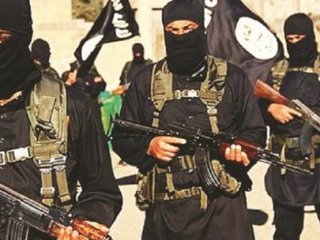 DAEŞ'liler Kendini Patlatamadan Öldürüldü