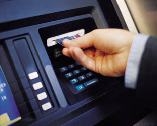 ATM'lerden Para Çekerken Dikkat!
