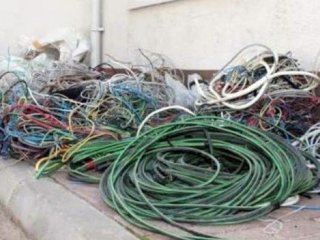 Kablo Hırsızları Kaçarken Yakalandı