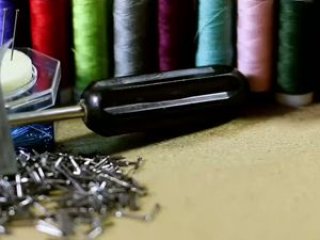 400'den Fazla Çivi İle Bakın Ne Yaptı!