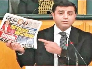 CHP'li Böke'nin Hristiyan Olduğu Haberi Demirtaş'ı Çıldırttı!