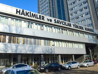 Savcı ve Hakime 'Casusluk'tan Uzaklaştırma!