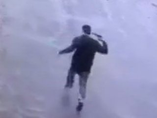 Babasını Öldüren Gencin Kafasına Sıktığı O An!