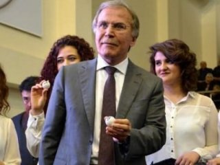 AK Parti'den Bülent Arınç açıklaması