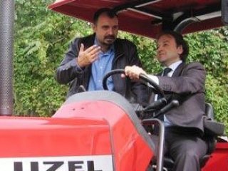 Uzel Holding'te Borç Savaşı Sona Ermedi
