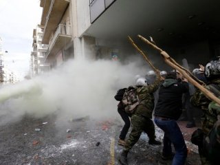 Yunanistan'da Çiftçilerin Öfkesi