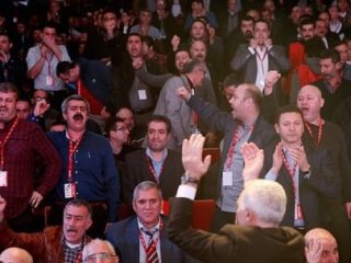 DİSK'teki Sloganlara Soruşturma!