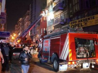 Afrikalılar İşhanında Ölümden Döndüler