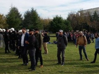 Komünistlerden Cami Provokasyonu!