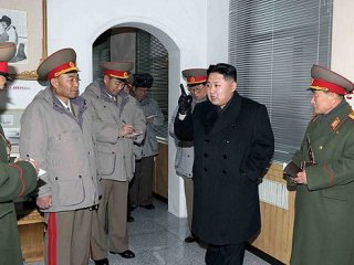 Kuzey Kore Lideri Kim Generallere Ne Yaptı?