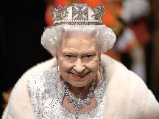 İngiltere Kraliçesi Elizabeth'e Elmas Hırsızlığı Suçlaması