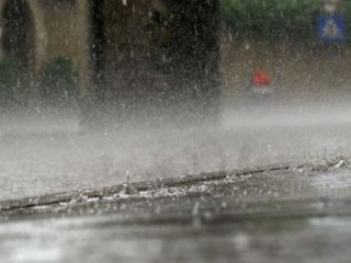 Meteoroloji'den Şiddetli Yağış Uyarısı