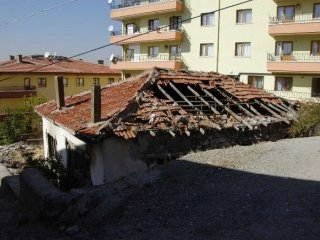 Ankara Metruk Binalardan Kurtuluyor