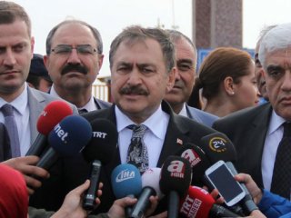 Eroğlu: 'Türkiye üç milyon Suriyeliyi barındırıyor'