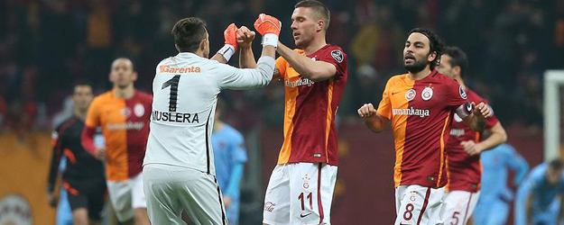 Podolski kararını verdi!