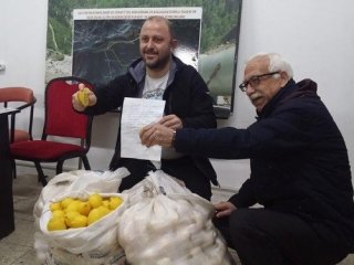 CHP'li Başkan Biber Gazı İçin Cerattepe'ye Limon Yolladı