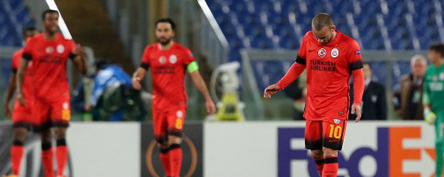 Sneijder'den bomba itiraf! 'Milan'da oynamak isterim'