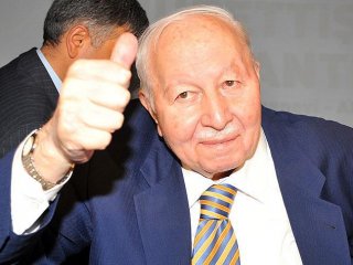 30 Yıllık Çalışanı Erbakan Hoca'yı Anlattı