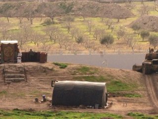 Türkiye Sınırında Kırmızı Çizgi Nöbeti!