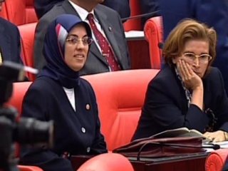 "Kavakçı'yı Salona Ilıcak Getirdi"