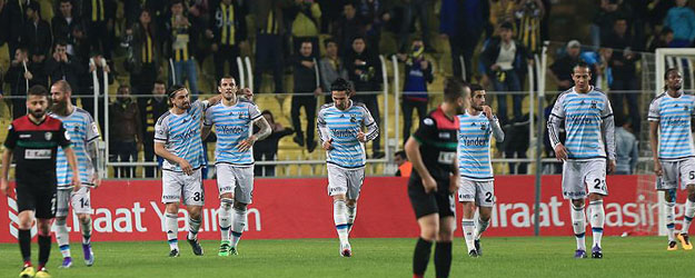 Fenerbahçe yarı finalde