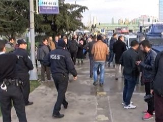 Metroda bomba şakası ortalığı birbirine kattı