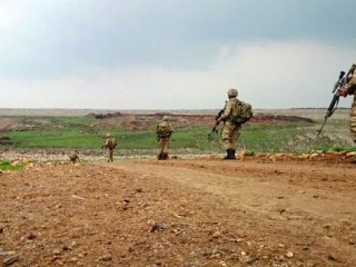 300 komandoyla operasyon