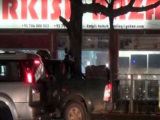 Türklere saldırı: 2 ölü, 2 yaralı