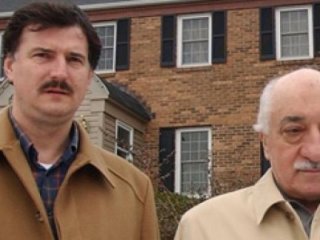 Gülen'in sağ kolu yakayı ele verdi!