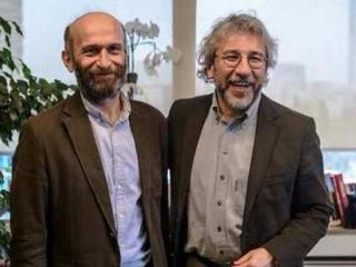 Can Dündar İtalya Başbakanı'na yalvarmış