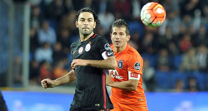 Galatasaray evinde 3 gol yedi!